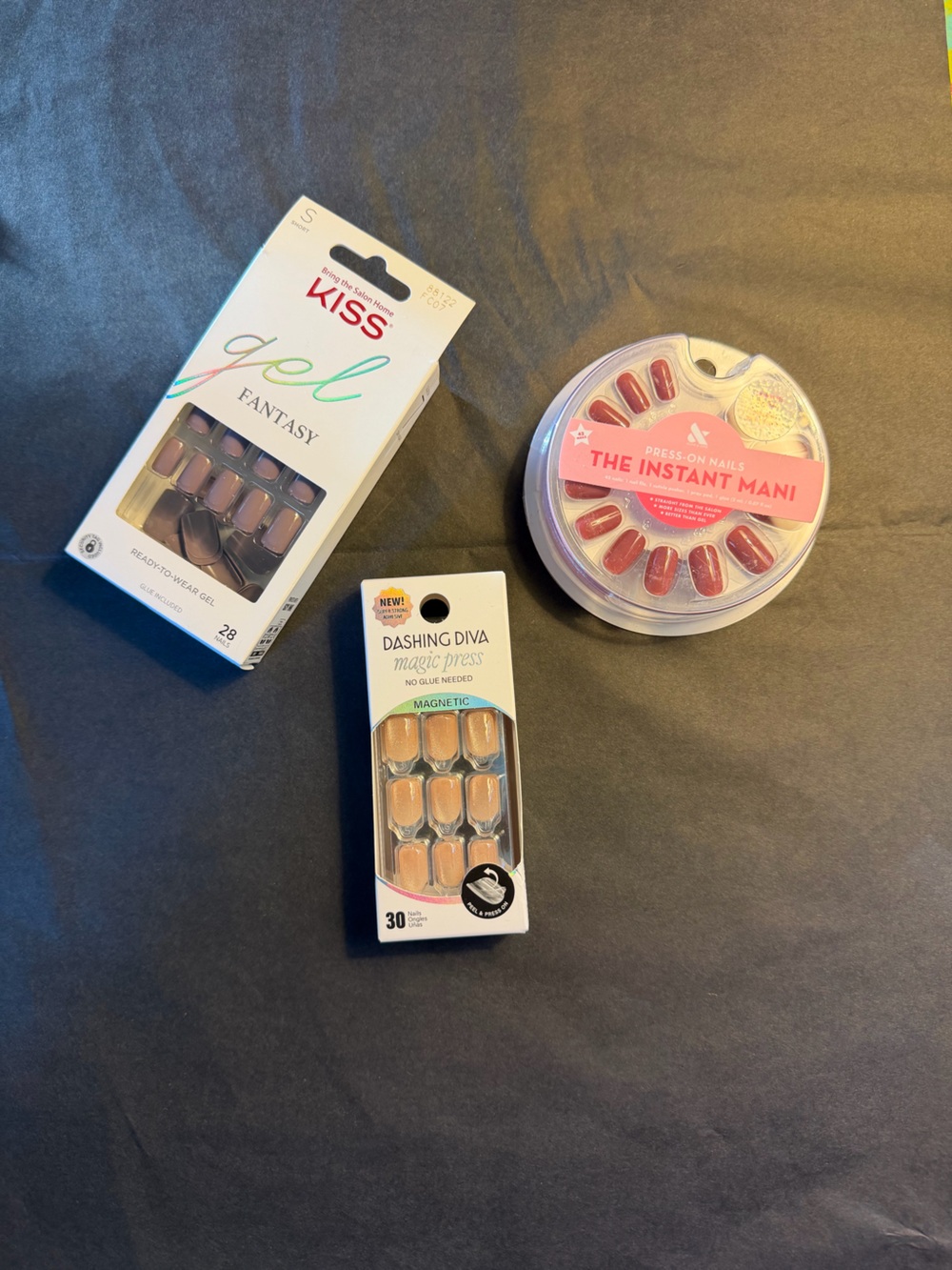 Kiss, Olive and June and Dashing Diva Short glue and Press-On Nail sets